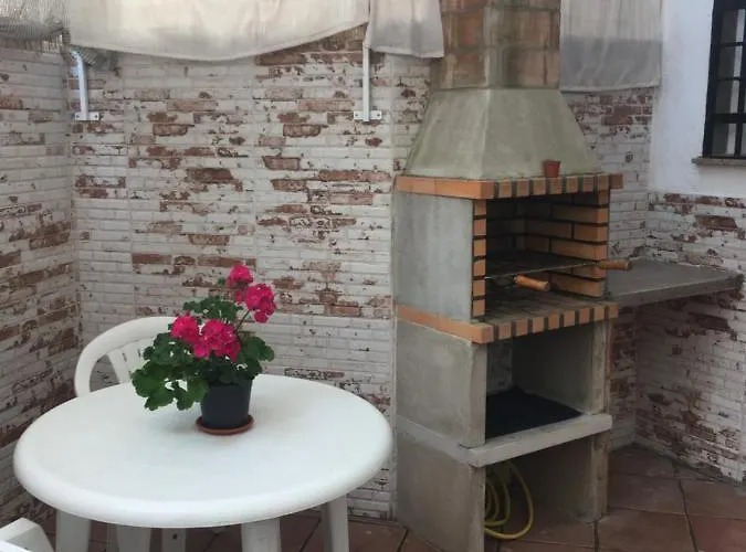 Apto Con Patio Y Barbacoa Bbq Los Picadores